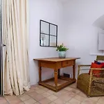 Villa Spacious Andalusian-inspired With Scenic Views Marbella