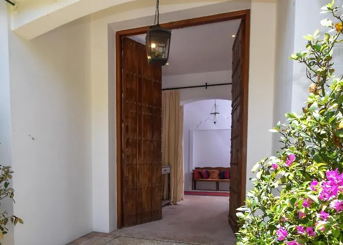 Spacious Andalusian-inspired With Scenic Views *