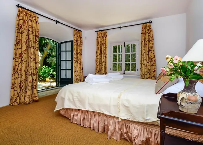 Spacious Andalusian-inspired With Scenic Views