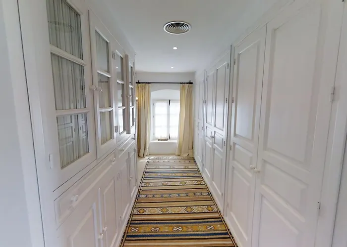 Вилла Spacious Andalusian-inspired With Scenic Views *