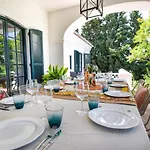 Villa Spacious Andalusian-inspired With Scenic Views