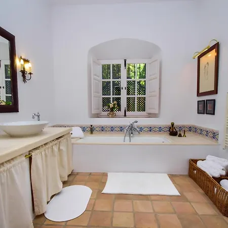Spacious Andalusian-inspired With Scenic Views *