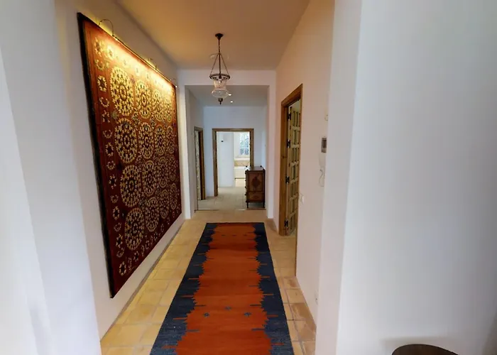 Spacious Andalusian-inspired With Scenic Views * Marbella
